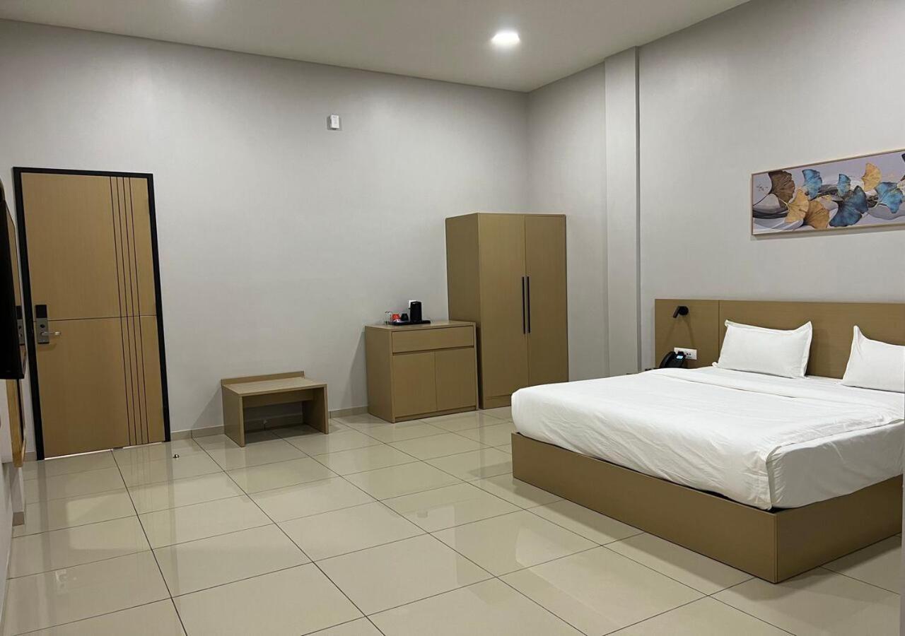 Ixoras Hotel Victoire كينشاسا المظهر الخارجي الصورة